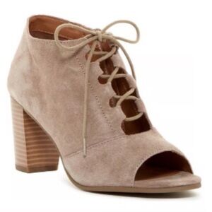 susina | taupe lace peep toe suede boot Size 9